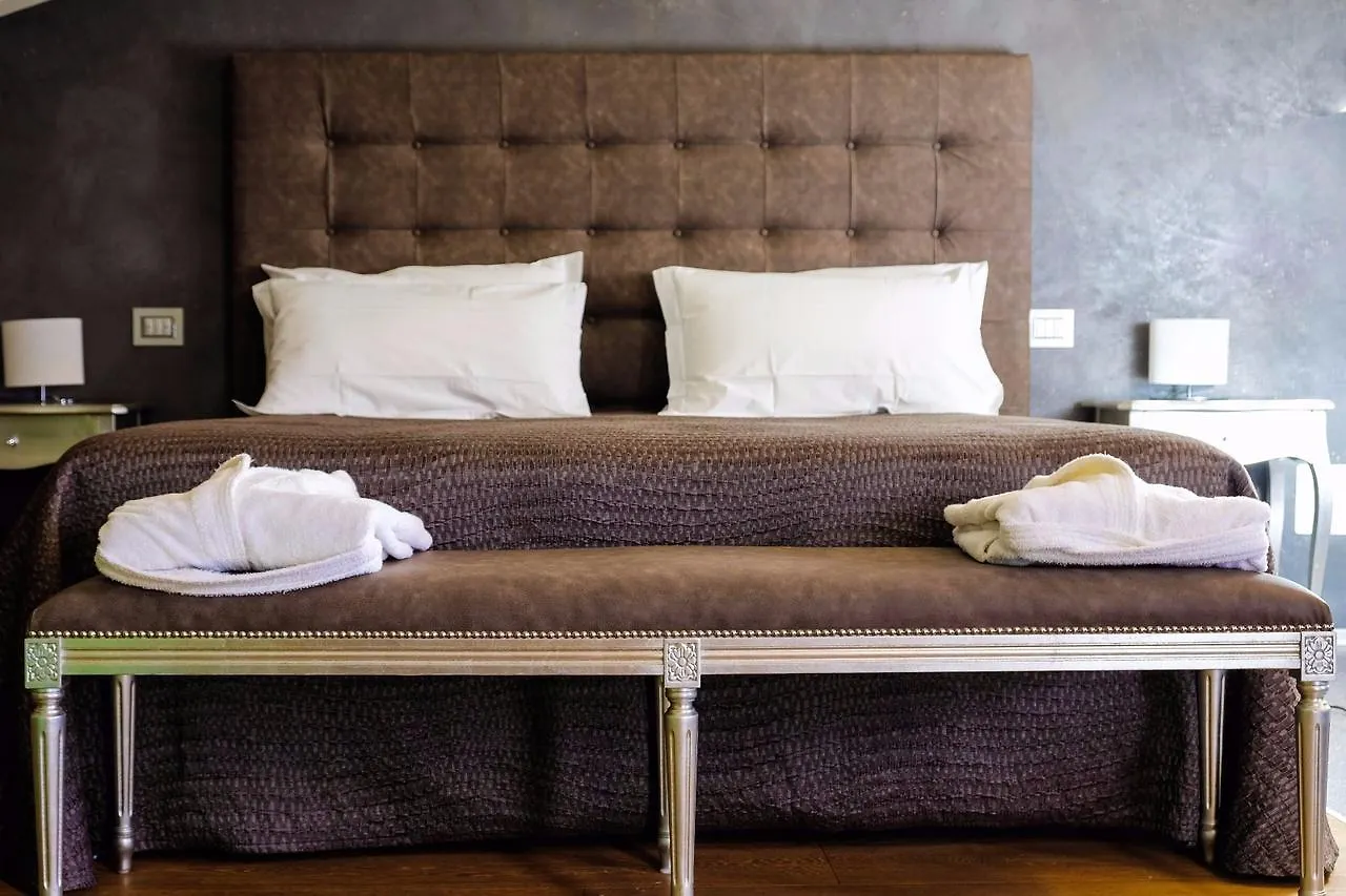 Sweet Life Bed & Breakfast Peschiera del Garda Italy